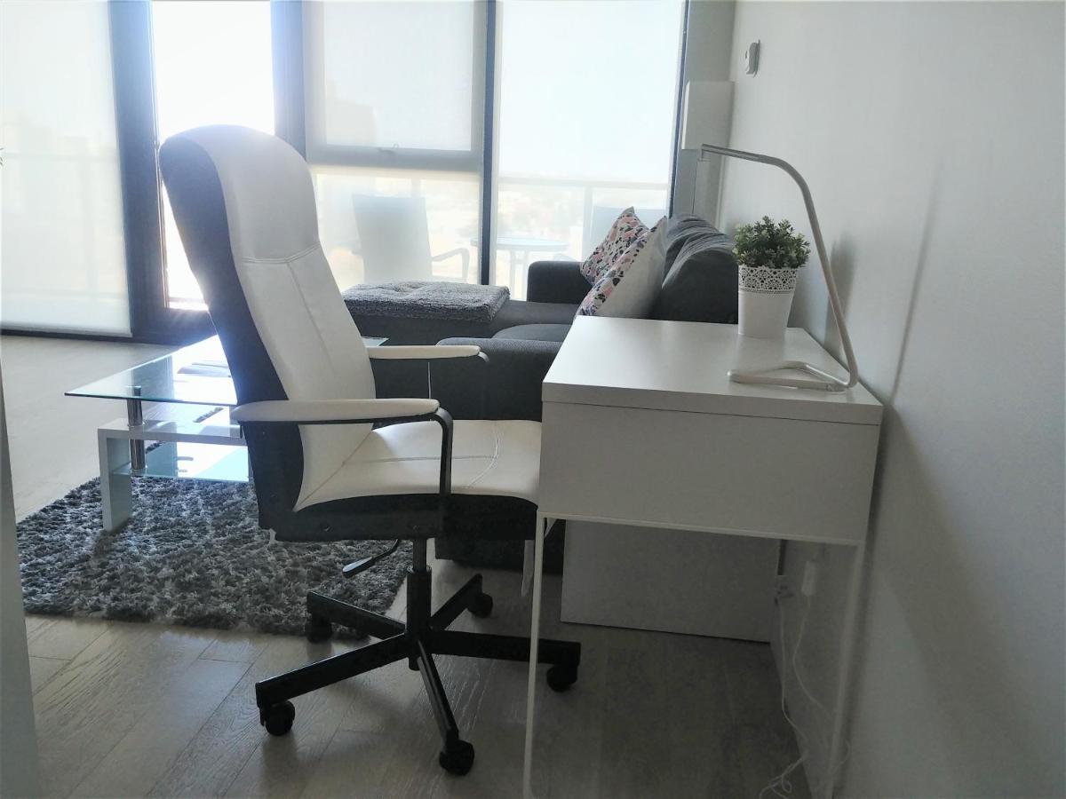Luxury Skyline Condo In Downtown Free 24/7 Parking Winnipeg Exteriér fotografie