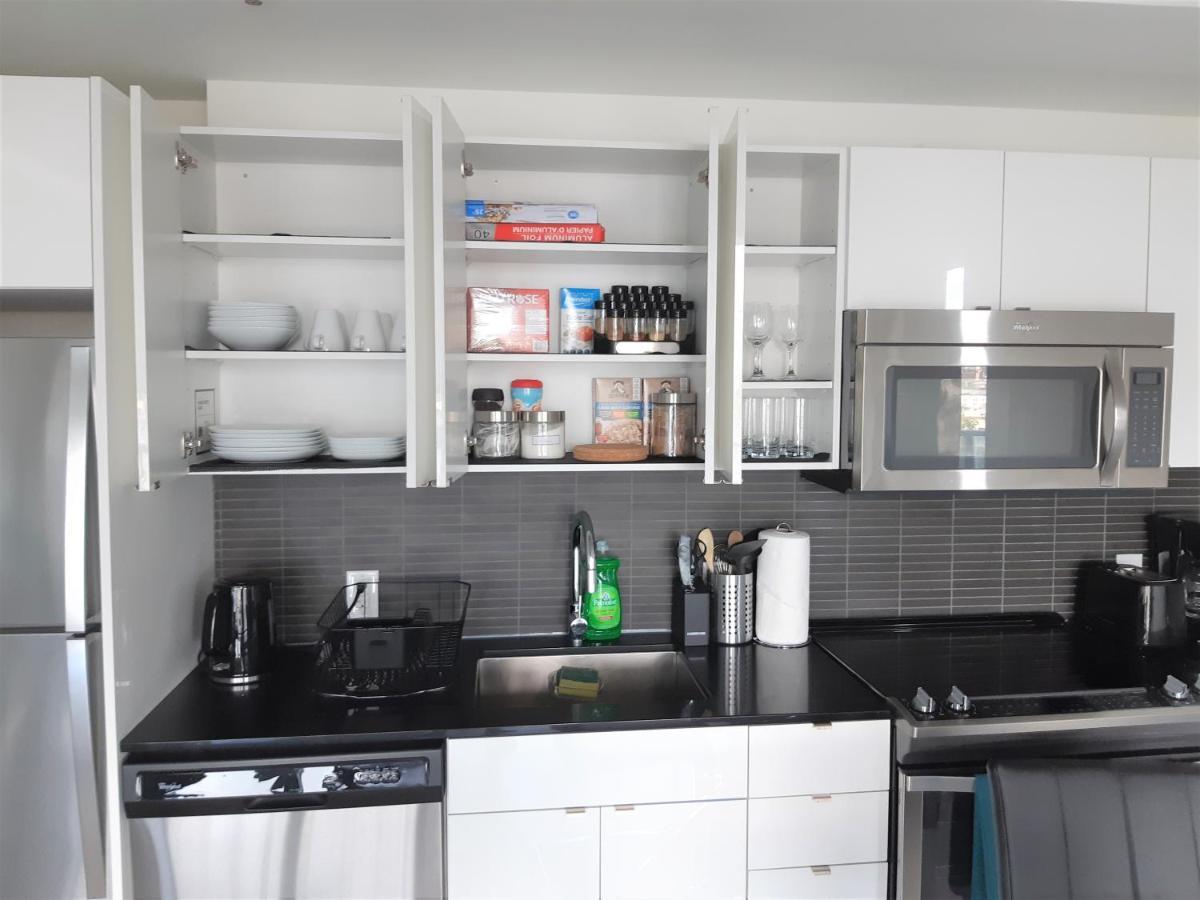 Luxury Skyline Condo In Downtown Free 24/7 Parking Winnipeg Exteriér fotografie